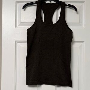 Women’s Lululemon Forrest Green Racerback Tank Top size 6